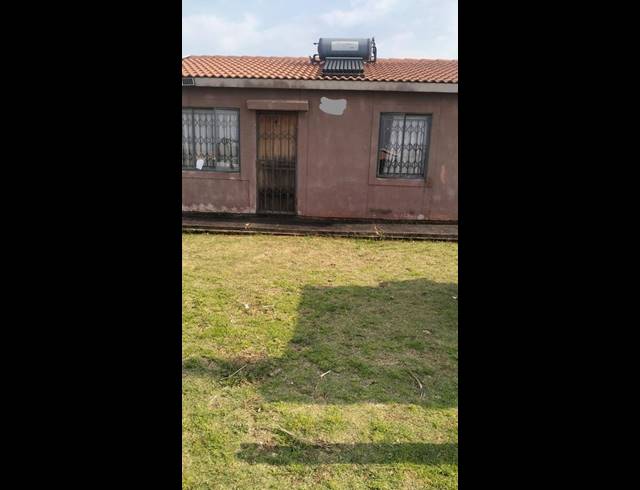 2 BEDROOM HOUSE FOR SALE IN PALM RIDGE